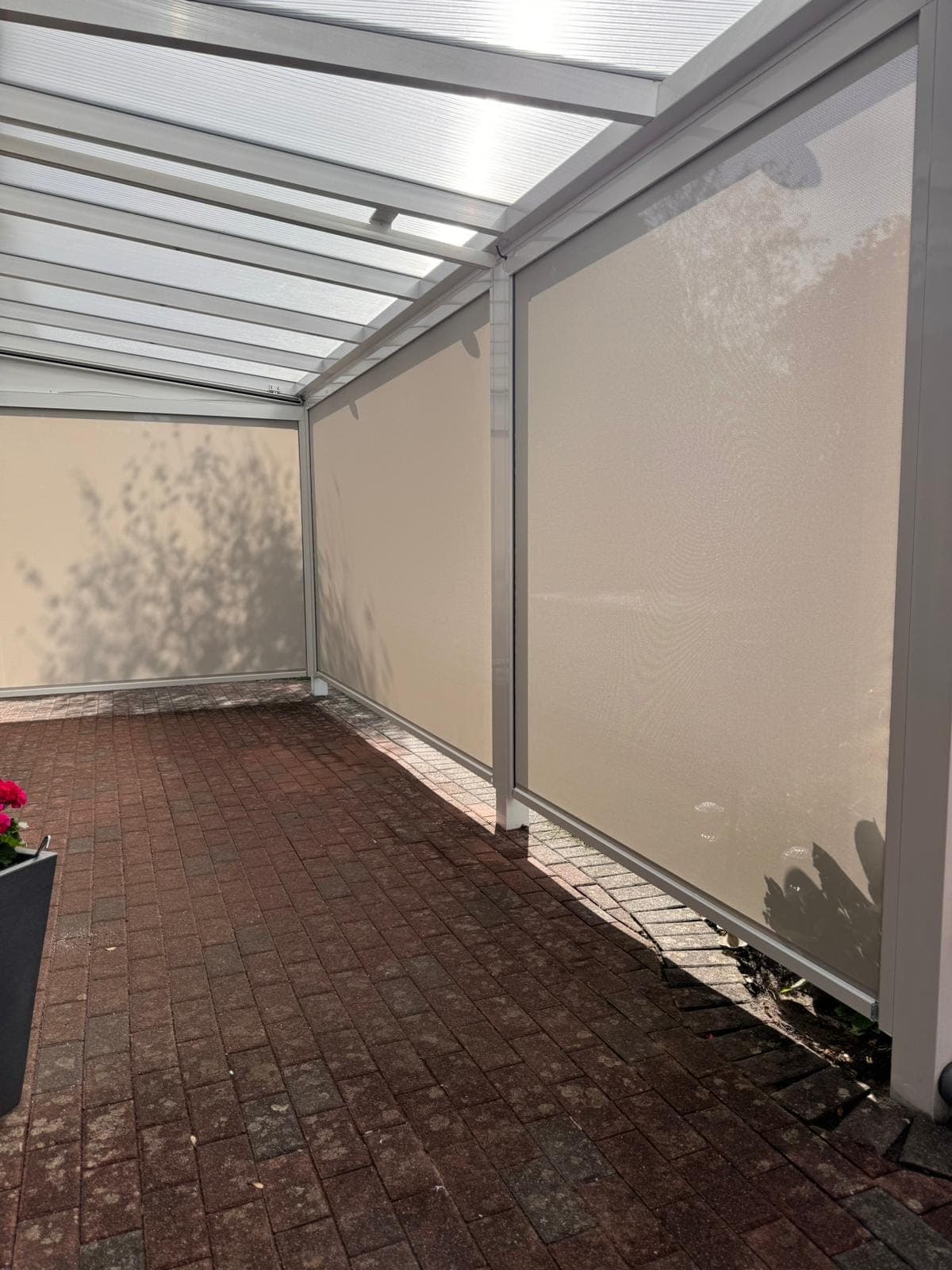 Referenzbild zu Insektenschutz oder einer ergänzenden Ausbaustufe 11